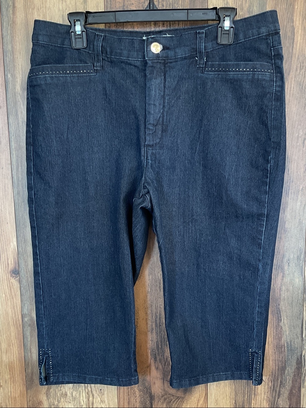 Lee Classic Fit At the Waist Capri Jeans Knee Shorts 14M        497B